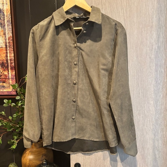 Zara Tops - Zara faux suede Stylish Button-Up Shirt in Gray size medium